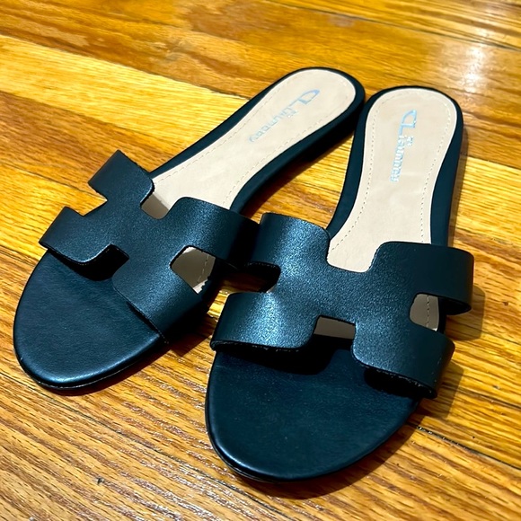 Chinese Laundry Shoes - Vegan Leather Sandals